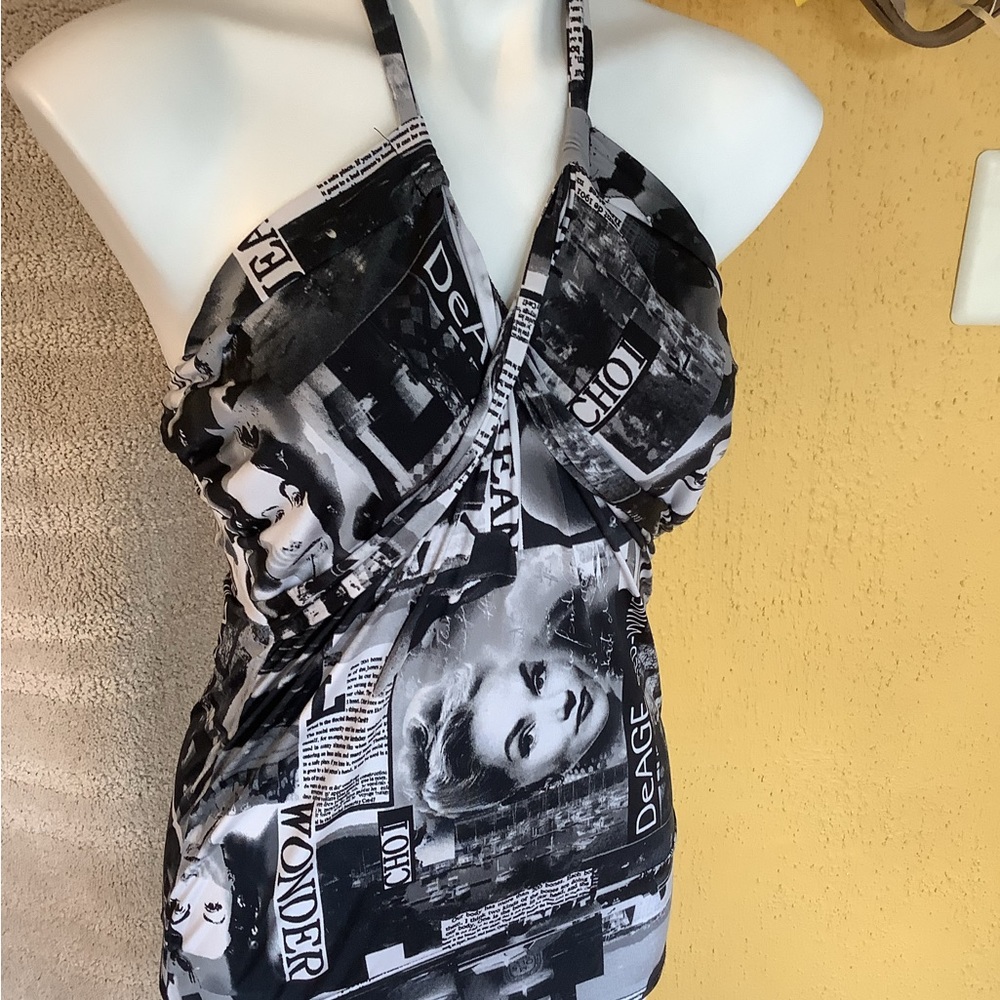 WOMANS FACES ON BLACK AND WHITE HALTER TOP